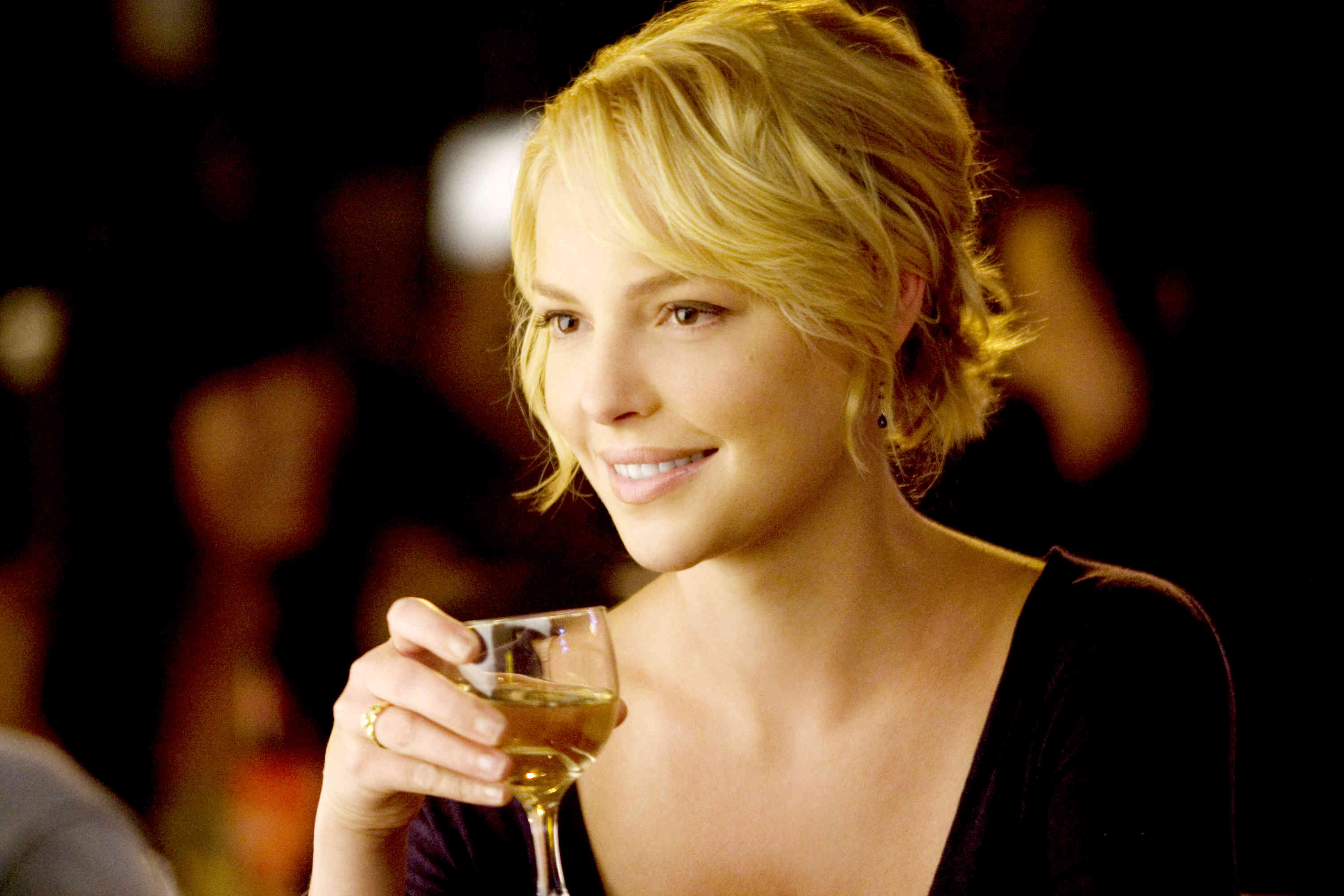 Katherine Heigl stars as Abby Richter in Columbia Pictures' The Ugly Truth (2009)