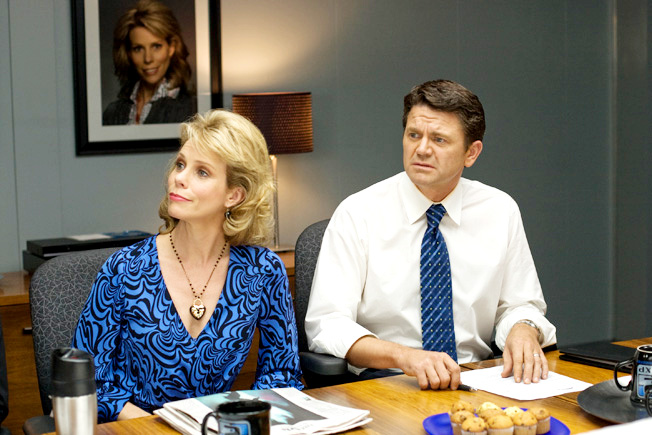 Cheryl Hines stars as Georgia and John Michael Higgins stars as Larry in Columbia Pictures' The Ugly Truth (2009)