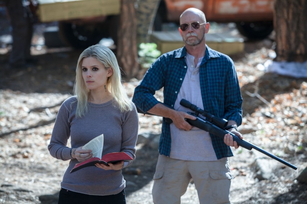 Kate Mara stars as Bree in Warner Bros. Pictures' Transcendence (2014)