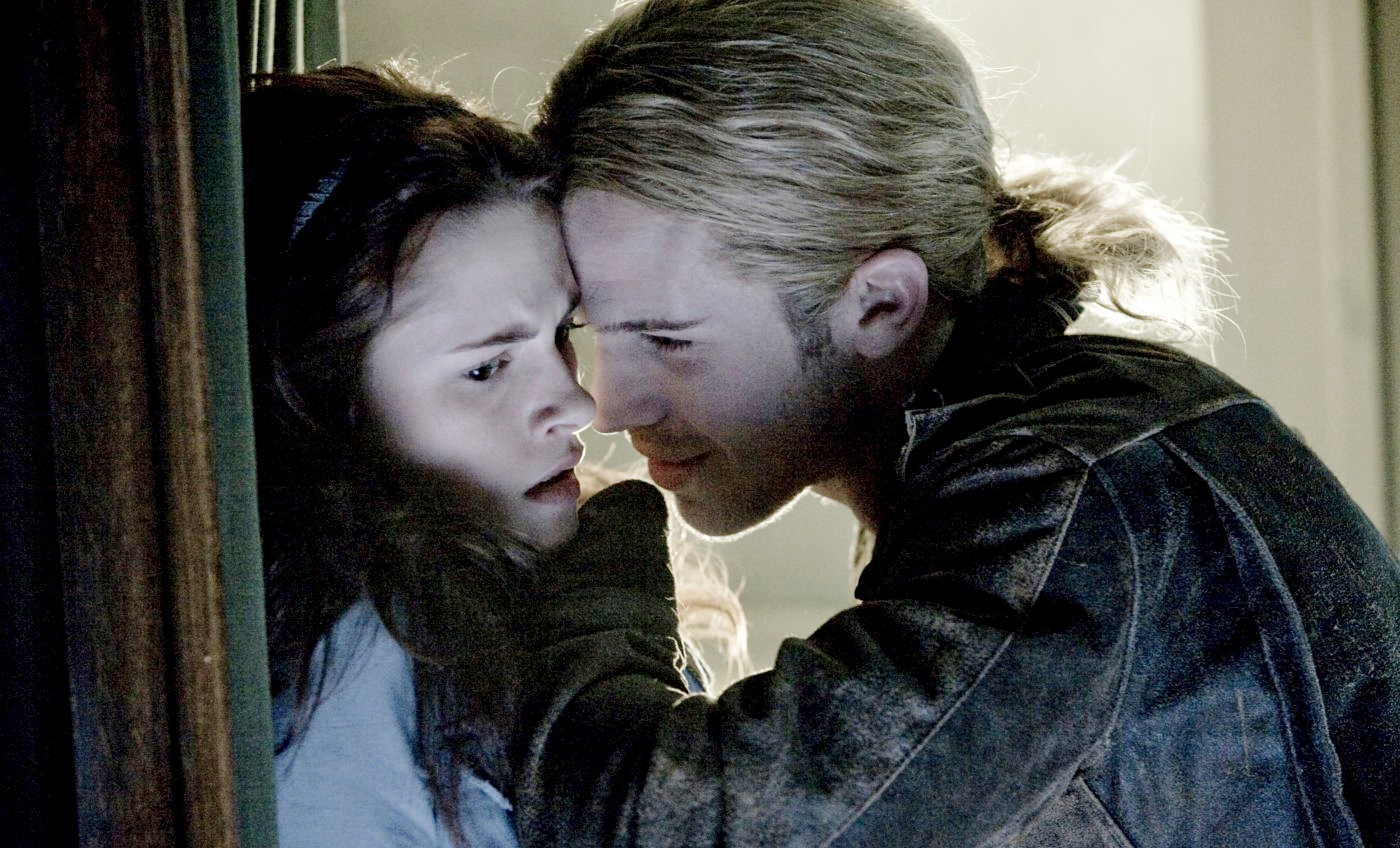 Kristen Stewart stars as Bella Swan and Cam Gigandet stars as James in Summit Entertainment's Twilight (2008)