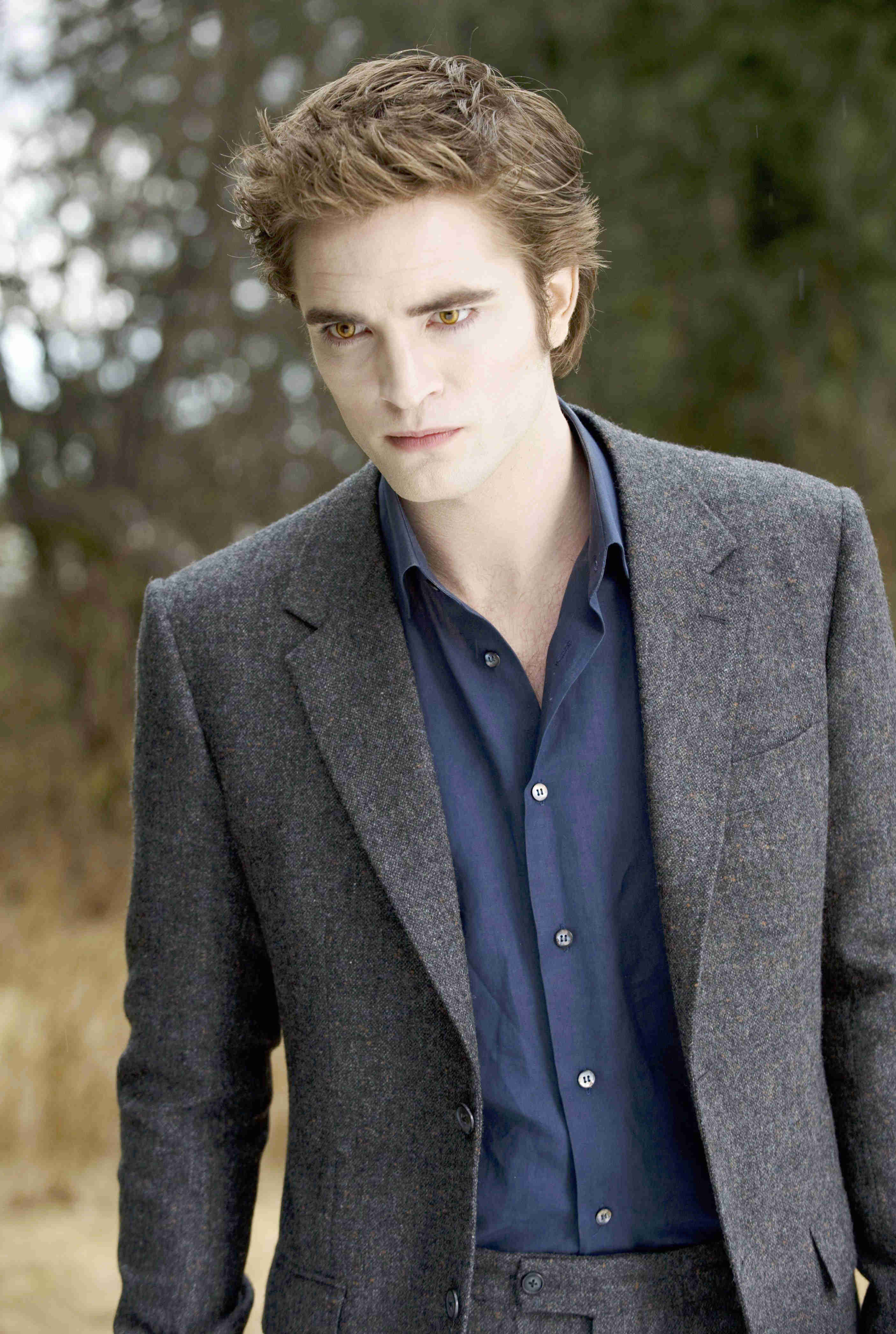 Robert Pattinson stars as Edward Cullen in Summit Entertainment's The Twilight Saga's New Moon (2009)