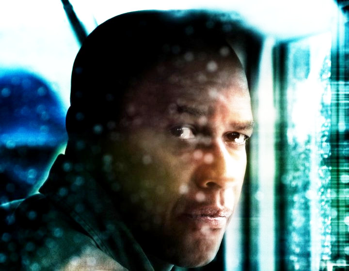 Denzel Washington stars as Frank Barnes in The 20th Century Fox's Unstoppable (2010)