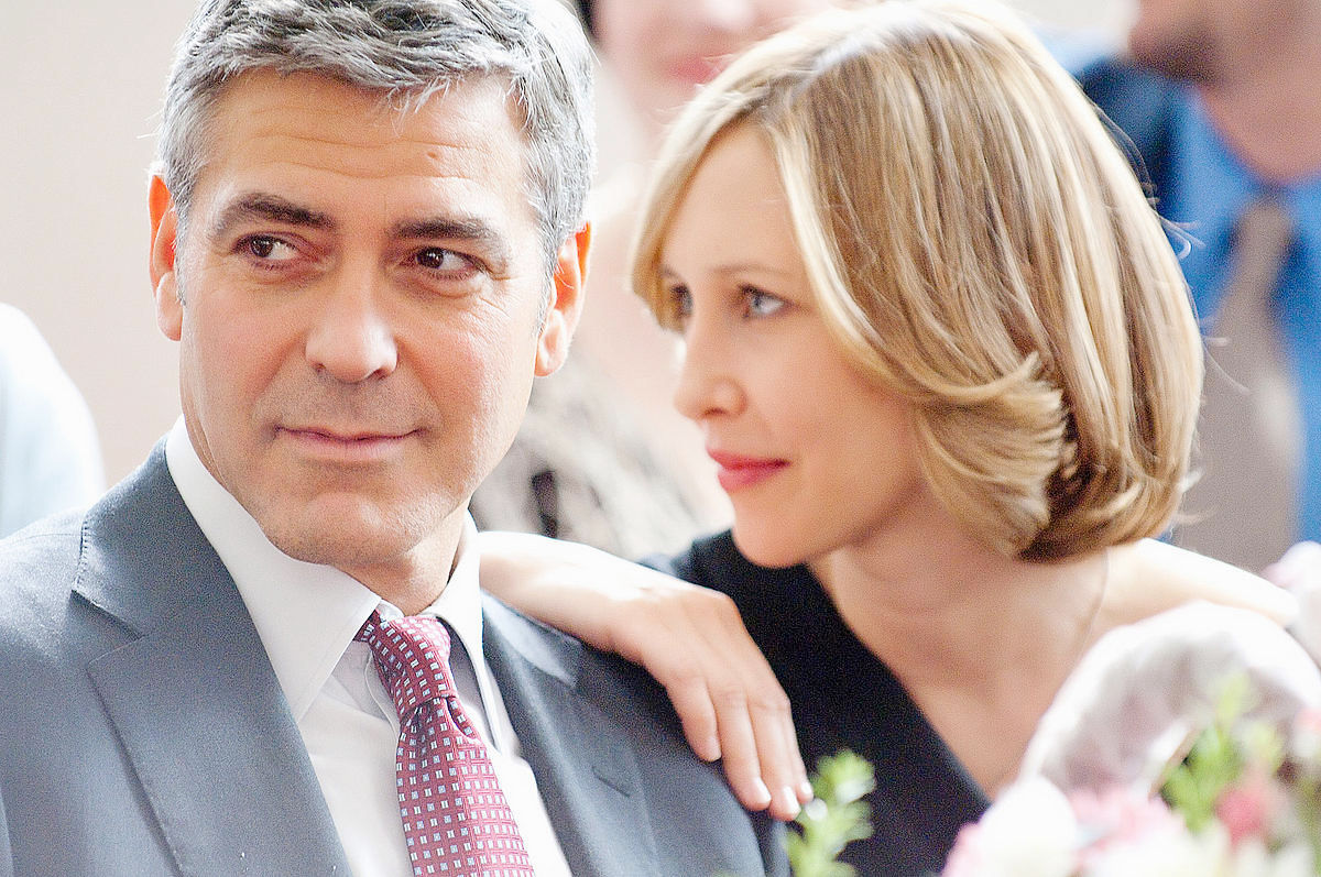George Clooney stars as Ryan Bingham and Vera Farmiga stars as Alex in Paramount Pictures' Up in the Air (2009). Photo credit by Dale Robinette.