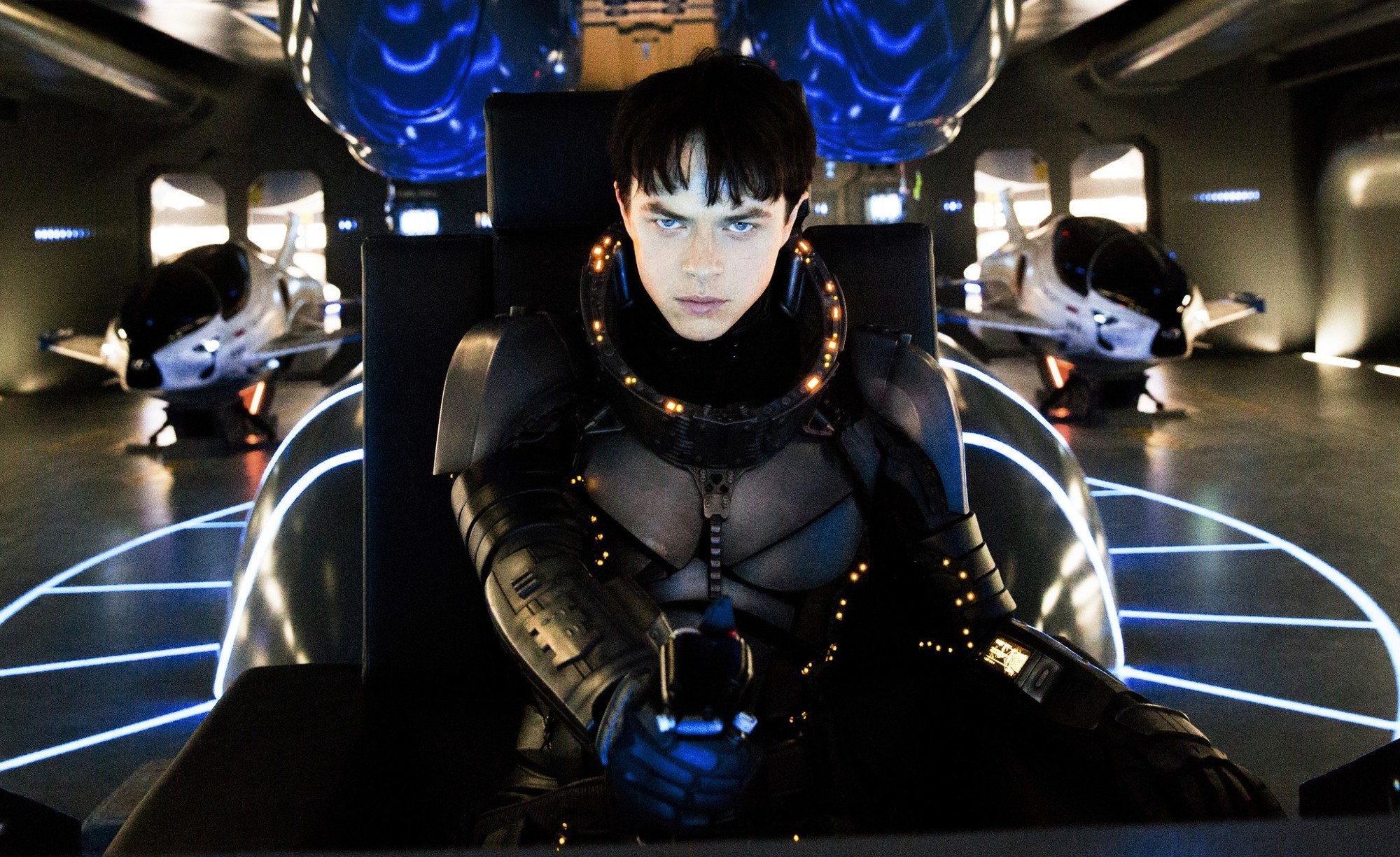 Dane DeHaan stars as Valerian in STX Entertainment's Valerian and the City of a Thousand Planets (2107))