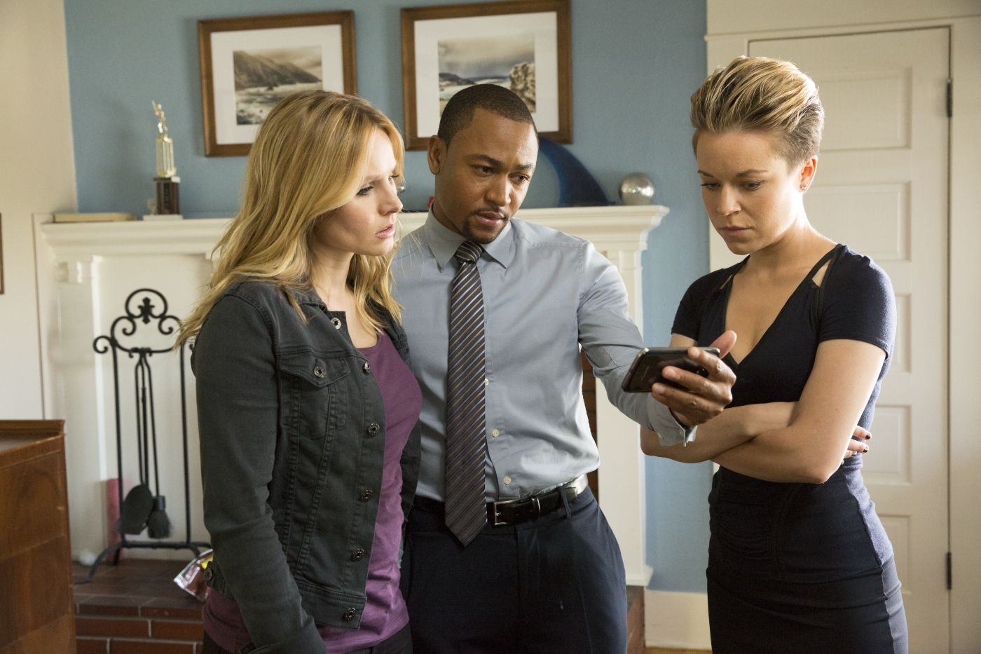 Kristen Bell, Percy Daggs III and Andrea Estella in Warner Bros. Pictures' Veronica Mars (2014)