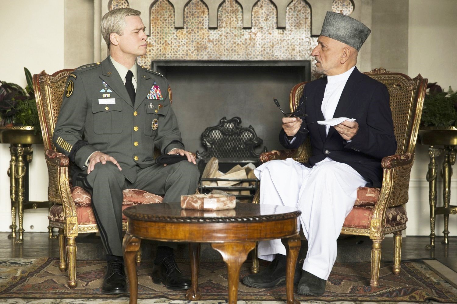 Brad Pitt (Gen. Stanley A. McChrystal) and Ben Kingsley in Netflix's War Machine (2017)