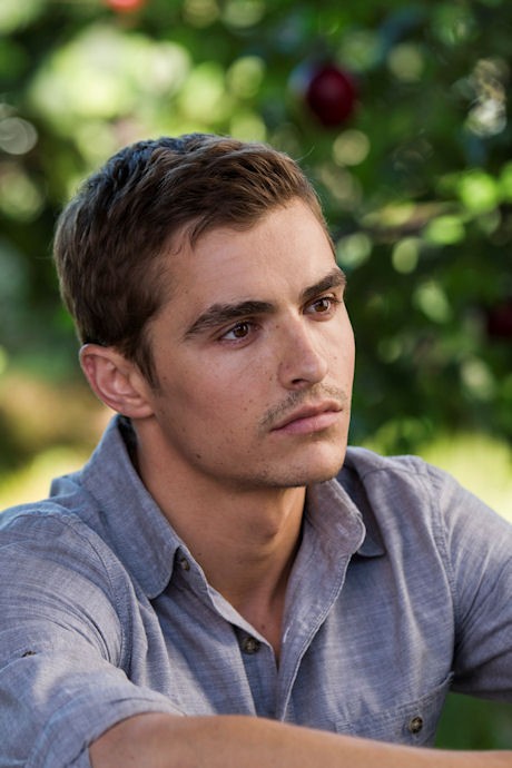 Dave Franco stars as Perry Kelvin in Summit Entertainment's Warm Bodies (2013)