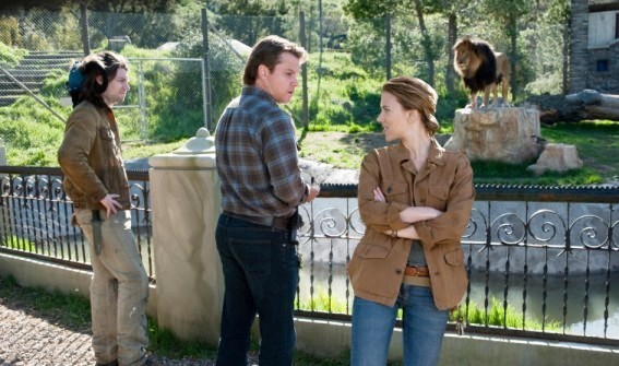 Patrick Fugit, Matt Damon and Scarlett Johansson in 20th Century Fox's We Bought a Zoo (2011)
