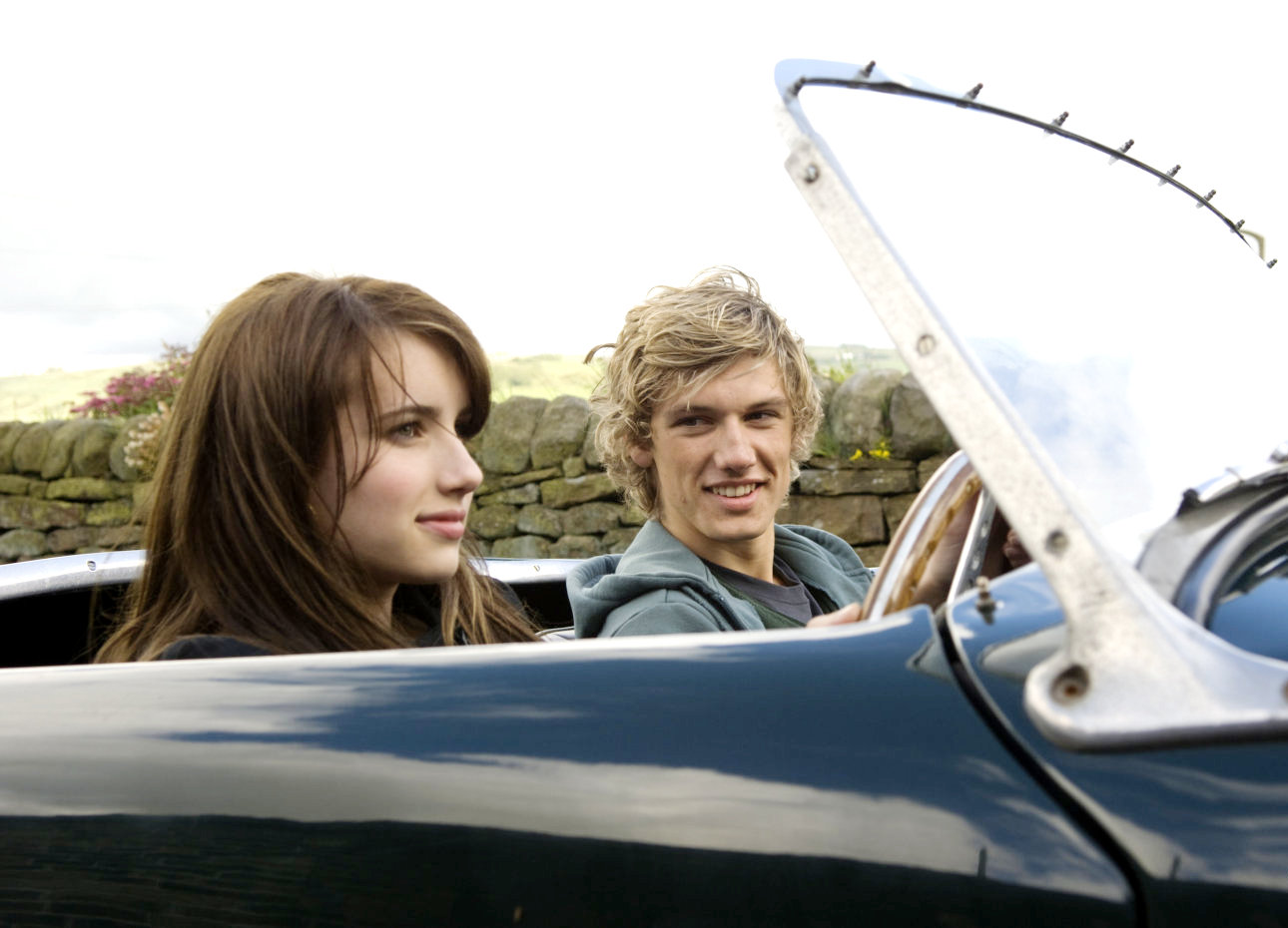 Emma Roberts stars as Poppy and Alex Pettyfer stars as Freddie in Universal Pictures' Wild Child (2009)