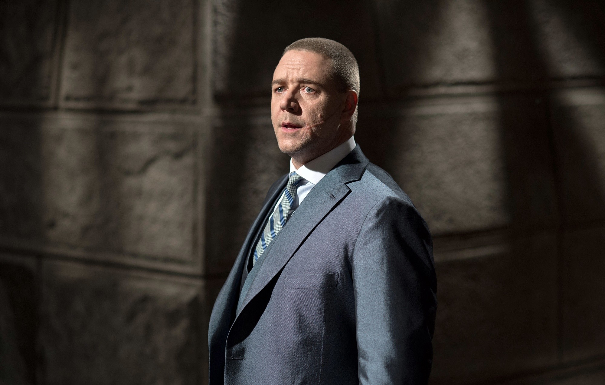 Russell Crowe stars as Pearly Soames in Warner Bros. Pictures' Winter's Tale (2014)