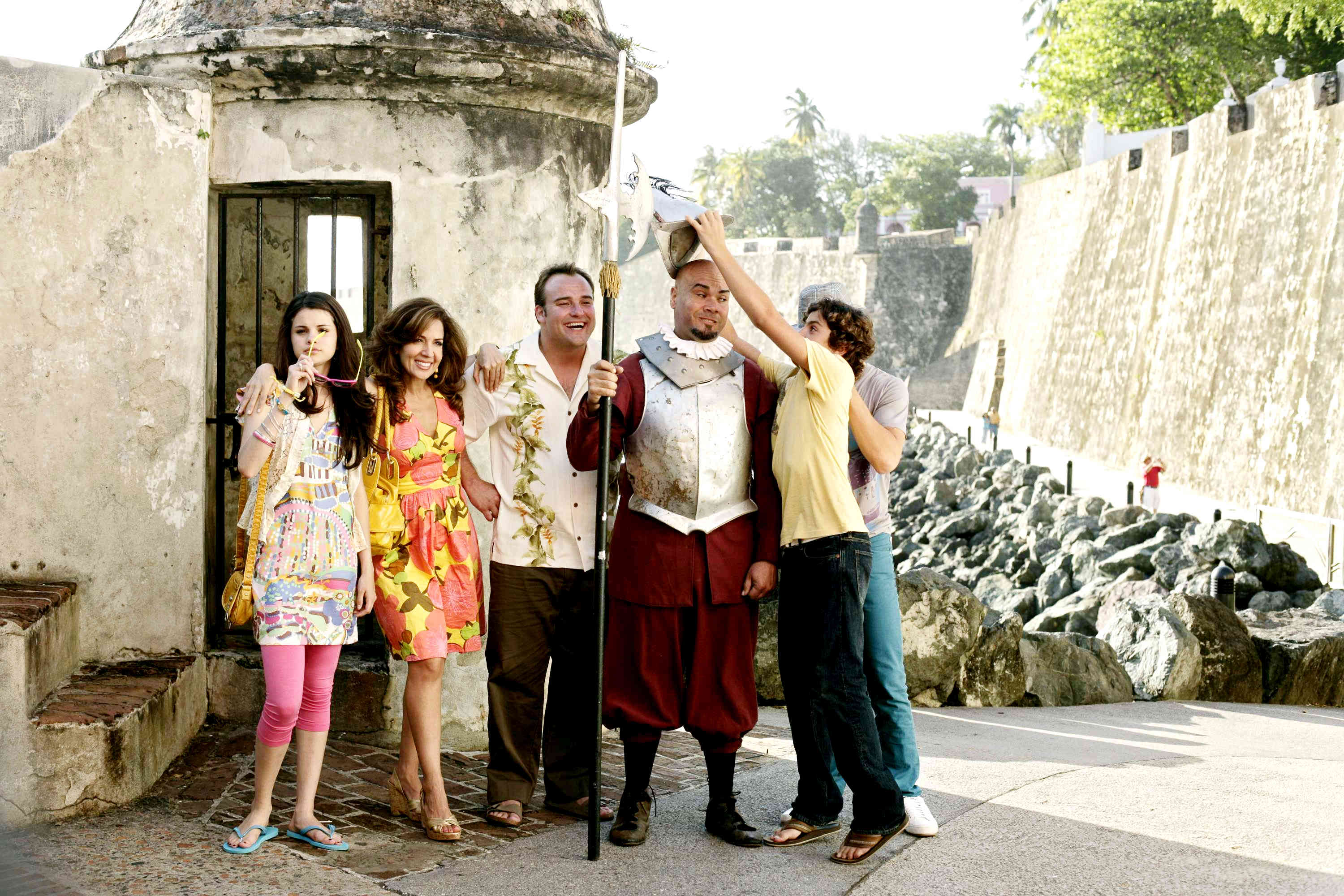 Selena Gomez, Maria Canals Barrera, David DeLuise and Jake T. Austin in Disney Channel's Wizards of Waverly Place: The Movie (2009)