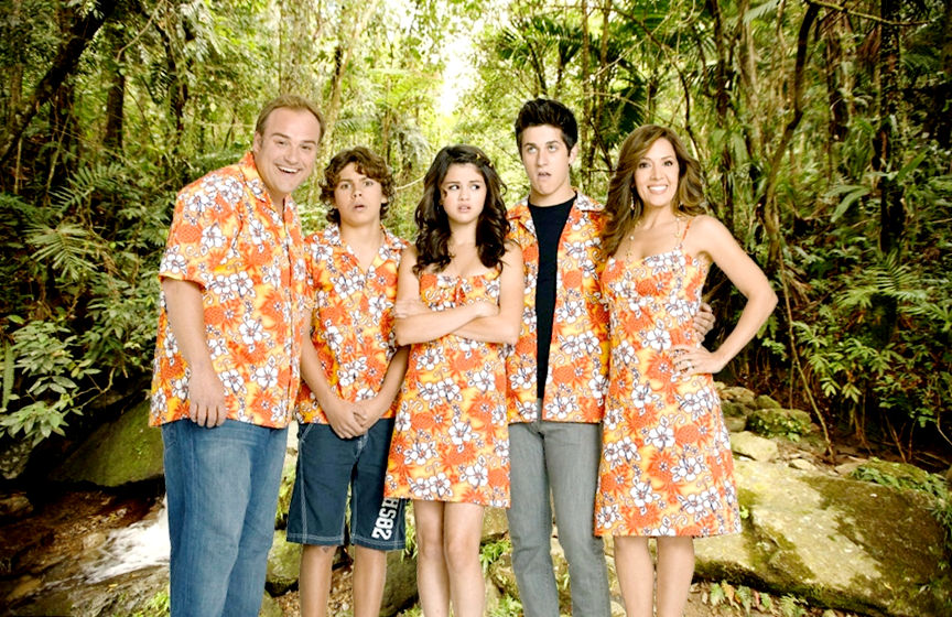 David DeLuise, Jake T. Austin, Selena Gomez, David Henrie and Maria Canals Barrera in Disney Channel's Wizards of Waverly Place: The Movie (2009)