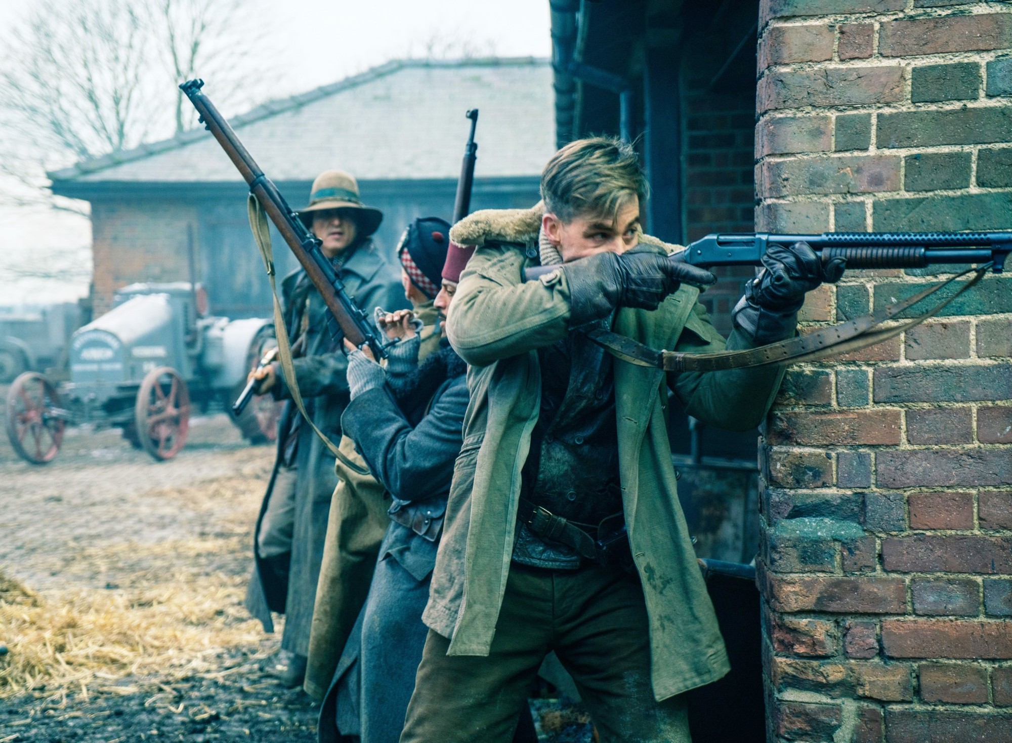 Said Taghmaoui, Ewen Bremner and Chris Pine in Warner Bros. Pictures' Wonder Woman (2017)