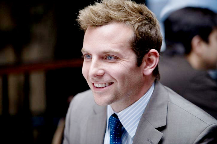 Bradley Cooper stars as Peter in Warner Bros. Pictures' Yes Man (2008). Photo credit by Melissa Moseley.