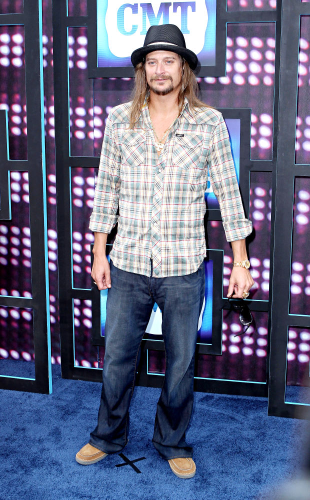 Kid Rock;<br>2010 CMT Music Awards Blue Carpet Arrivals