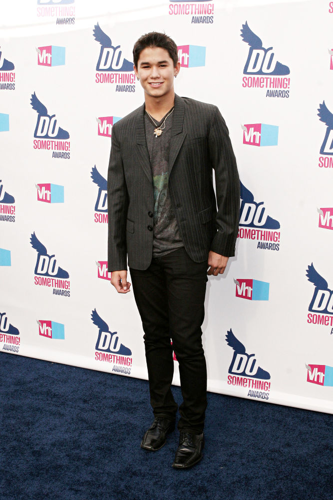 BooBoo Stewart;<br>2010 VH1 Do Something Awards