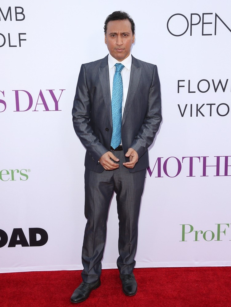 Open Roads World Premiere of Mother's Day