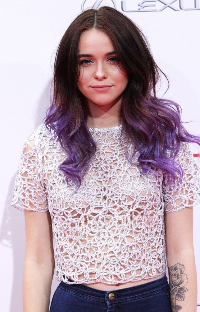 Acacia Brinley Picture 5 Premiere Screening The Giver