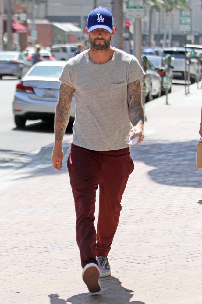 Adam Levine Leaves The Doctors Office