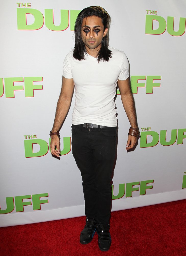Los Angeles Fan Screening of The DUFF - Red Carpet Arrivals