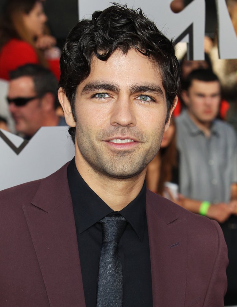 Adrian Grenier. 