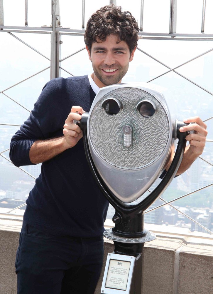 Adrian Grenier;<br>Adrian Grenier Visits The Empire State Building