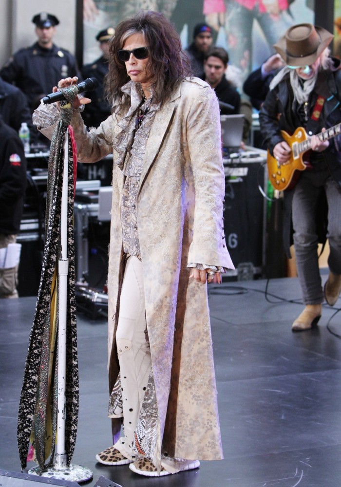 Aerosmith Picture 74 Aerosmith Performing Live During The Today Show
