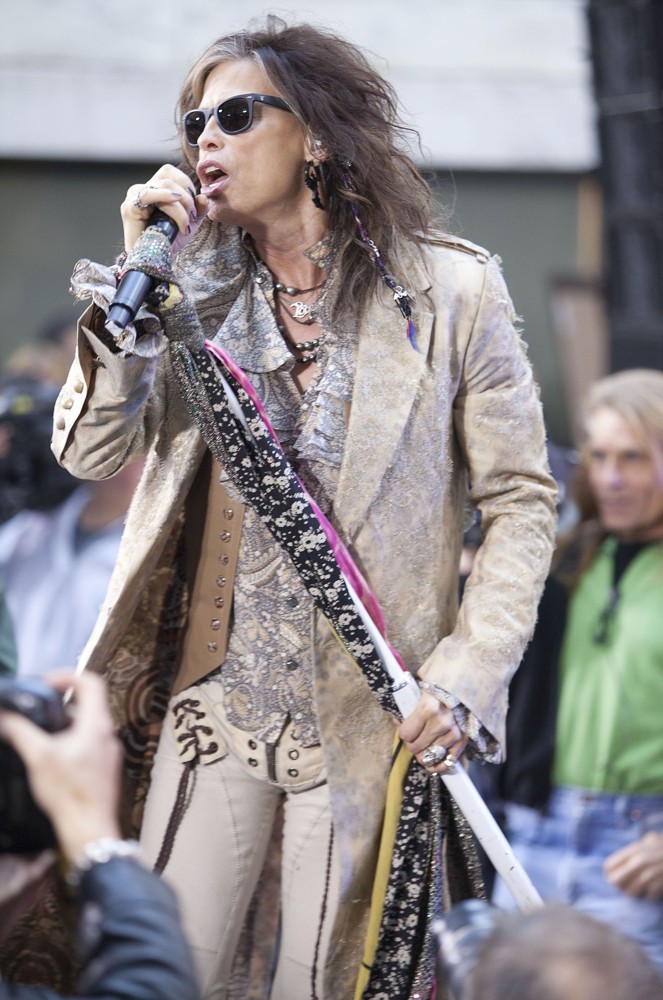 Tyler Picture 459 Aerosmith Performing Live During The Today Show