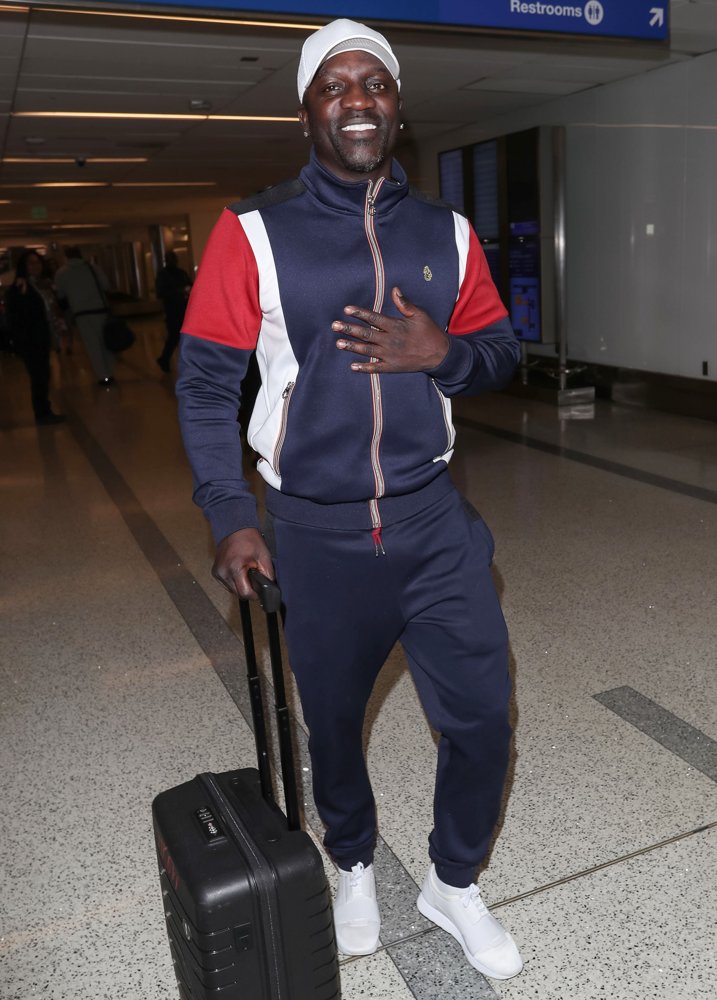 Akon at LAX