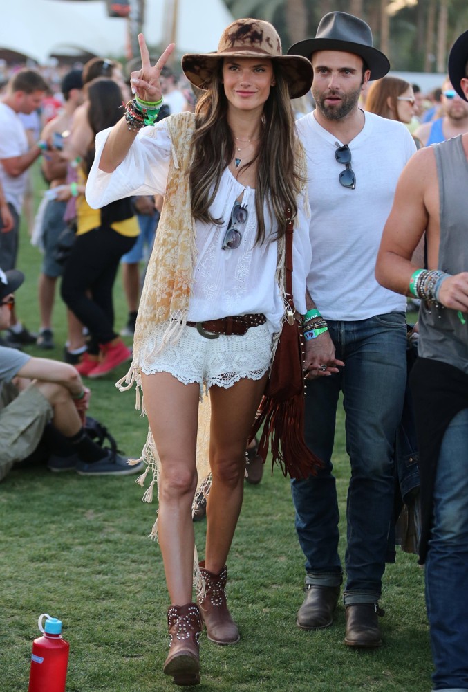 The 2013 Coachella Valley Music and Arts Festival - Week 1 Day 1