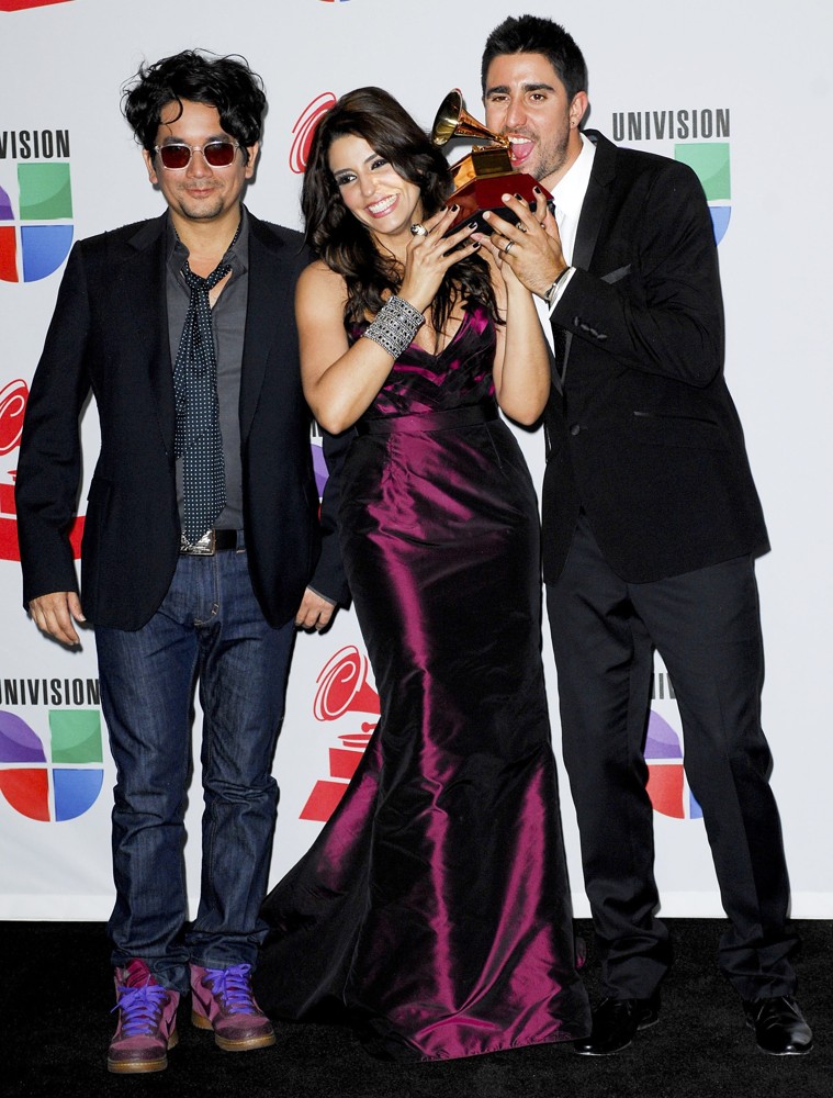 Alex, Jorge y Lena;<br>The 12th Annual Latin GRAMMY Awards - Press Room
