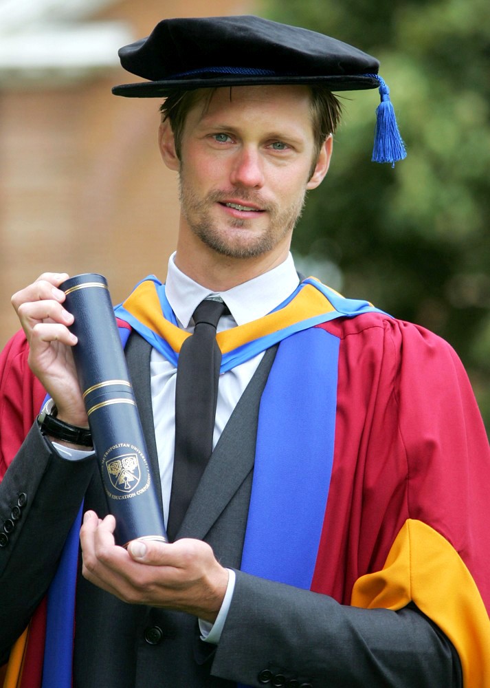 Alexander Skarsgard Receives An Honorary Degree in The Arts from Leeds Metropolitan University