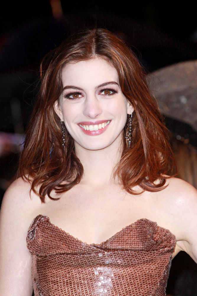 Anne Hathaway;<br>'Alice in Wonderland' UK Premiere - Arrivals
