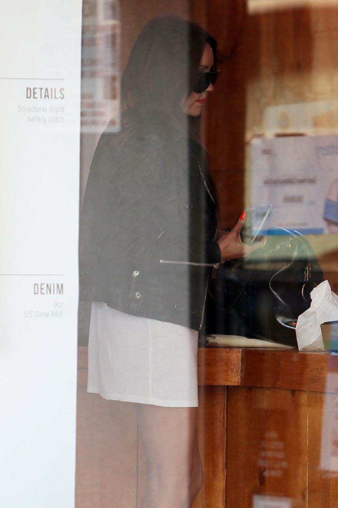 Amanda Bynes;<br>Amanda Bynes Shopping at Kin on Sunset Boulevard