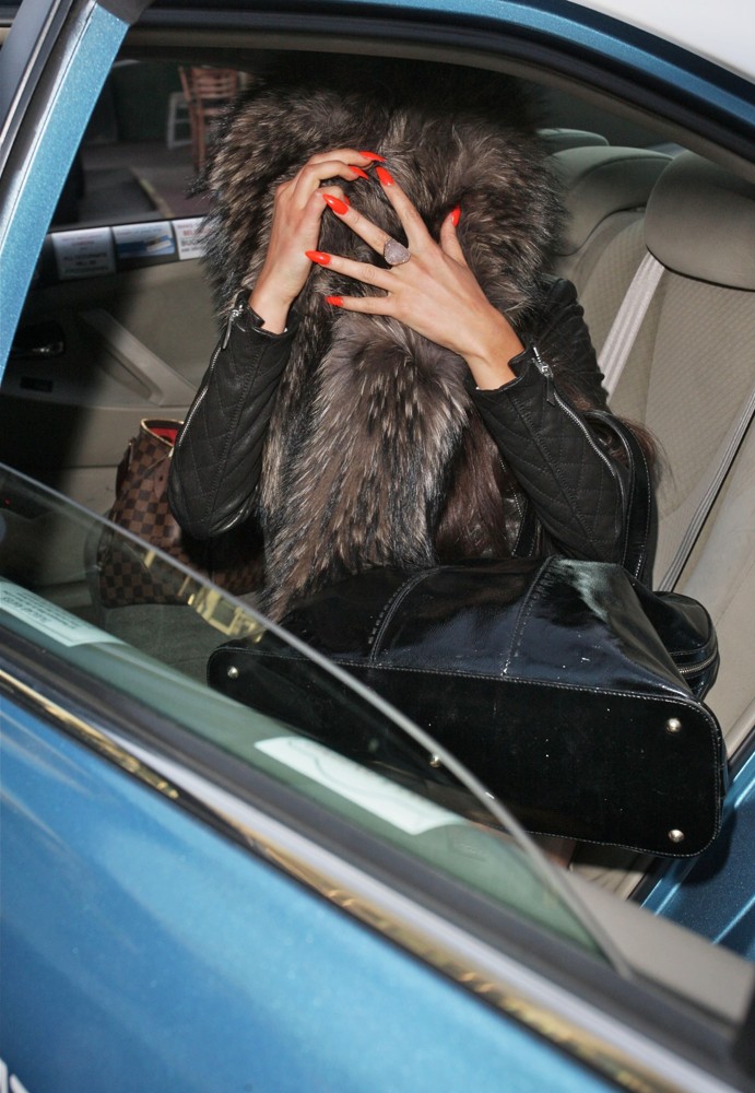 Amanda Bynes;<br>Amanda Bynes Shopping at Kin on Sunset Boulevard