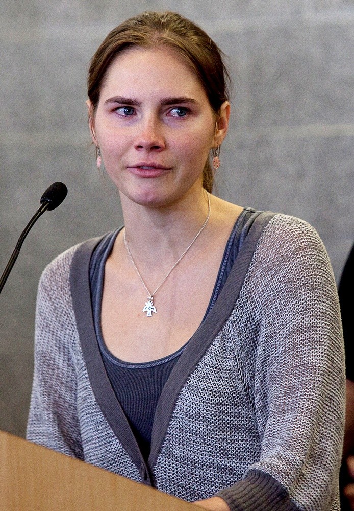 amanda-knox Picture 1 - Amanda Knox Addresses The Media for The First ...