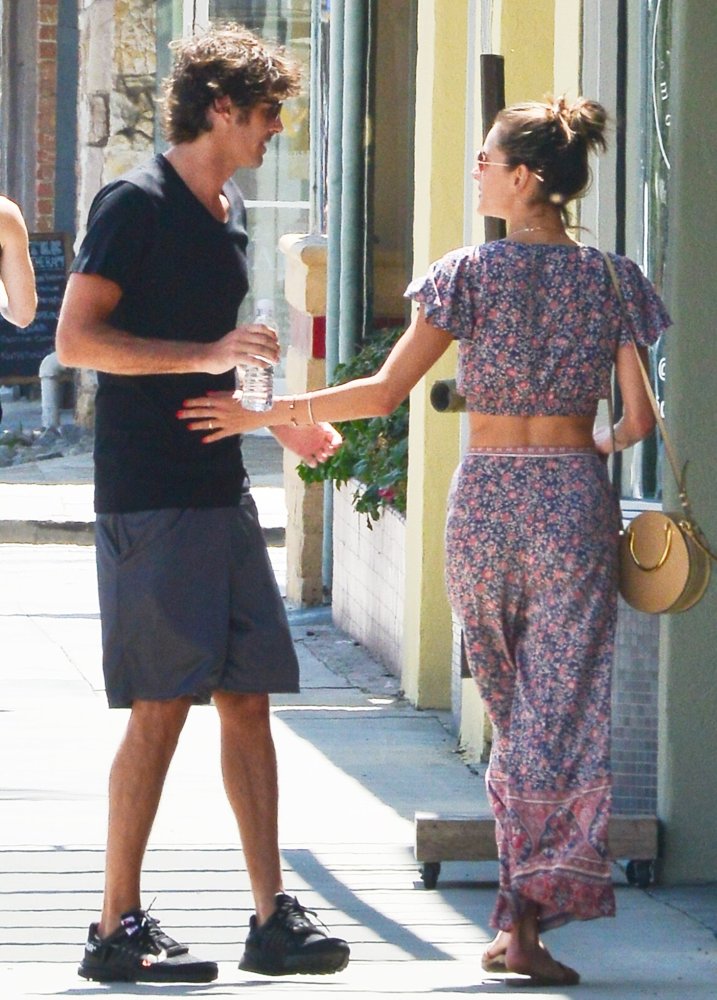 Alessandra Ambrosio and Nicolo Oddi on A Date to Tocaya Organica