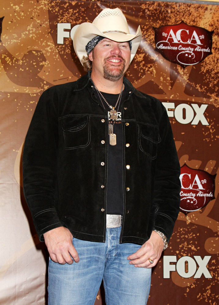 Toby Keith;<br>The 2010 American Country Awards - Press Room