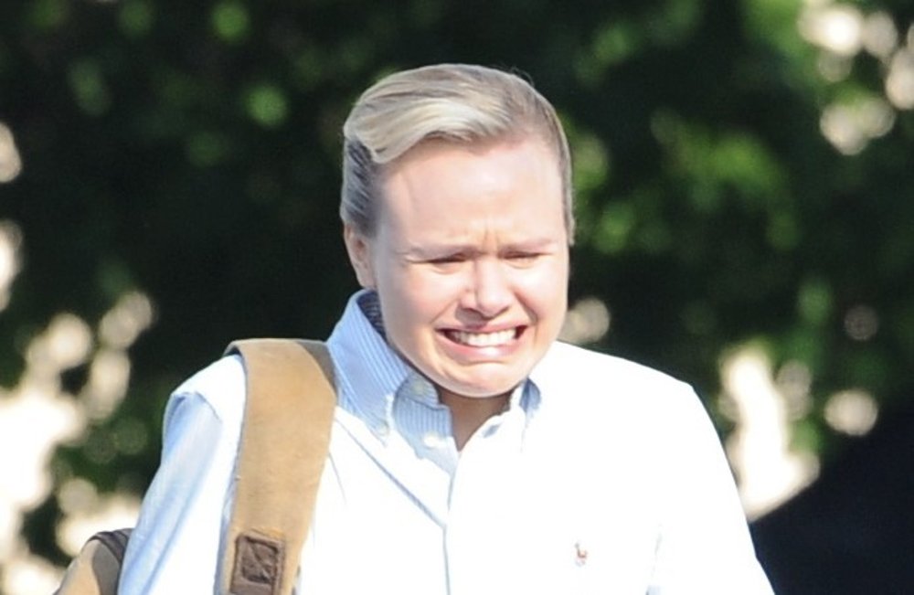 Amy Adams Films A Scene on The Set of Backseat