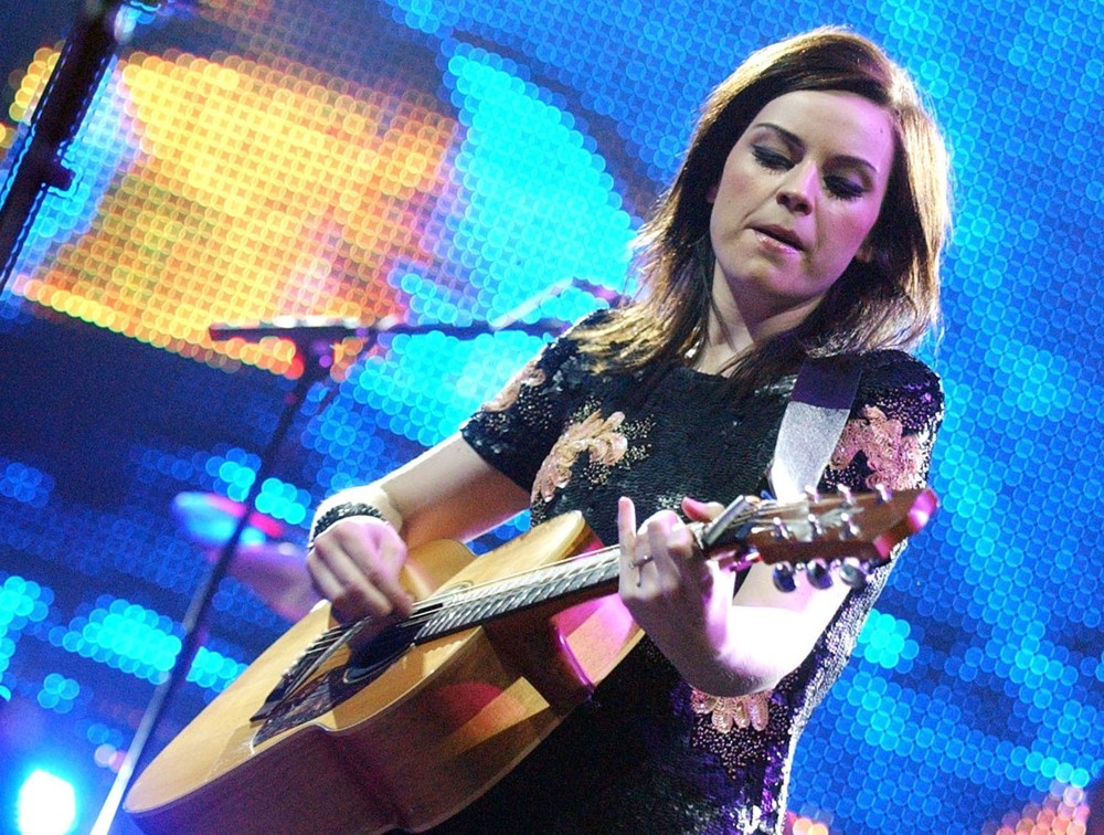 Amy Macdonald;<br>Amy MacDonald Performs