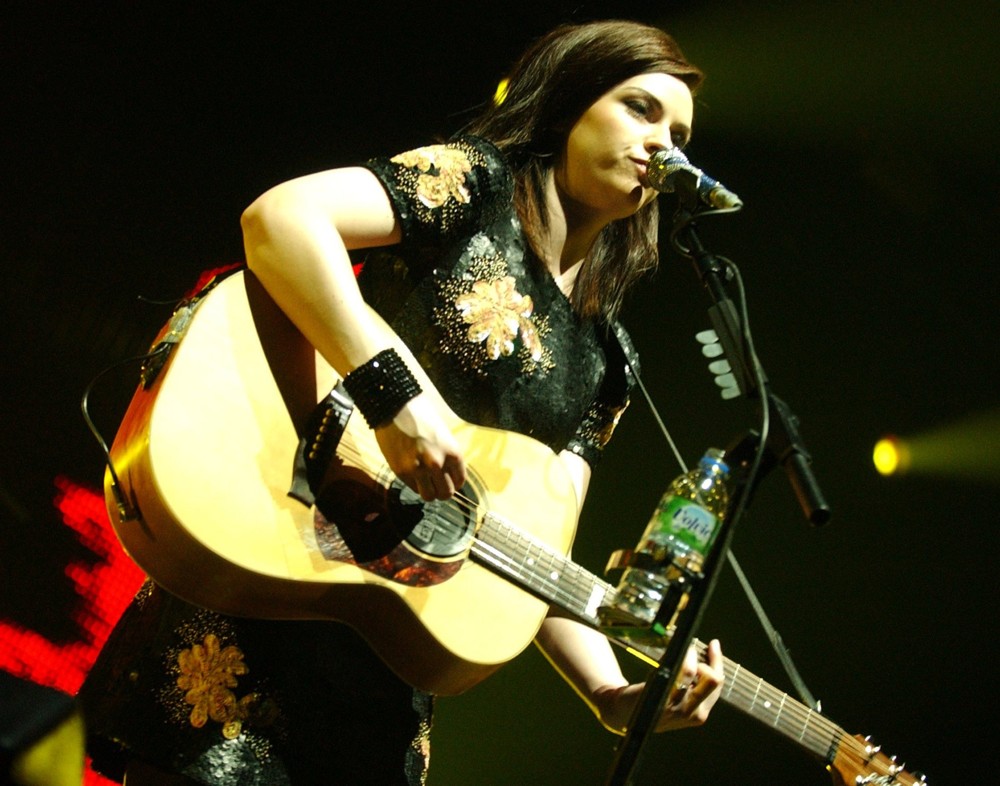 Amy Macdonald;<br>Amy MacDonald Performs