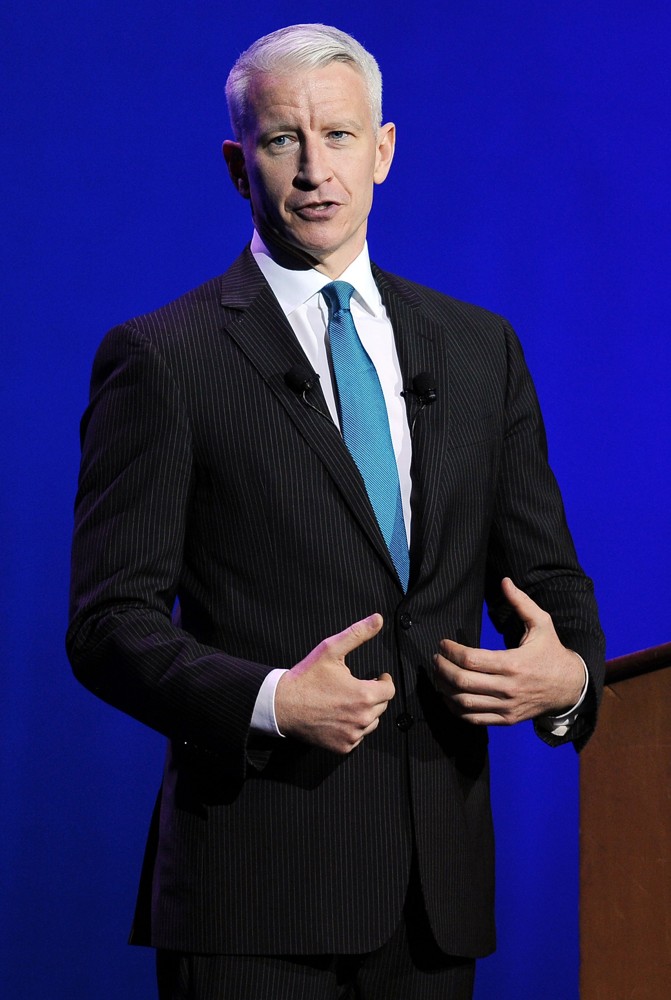 Anderson Cooper Speaking at Hard Rock Live!