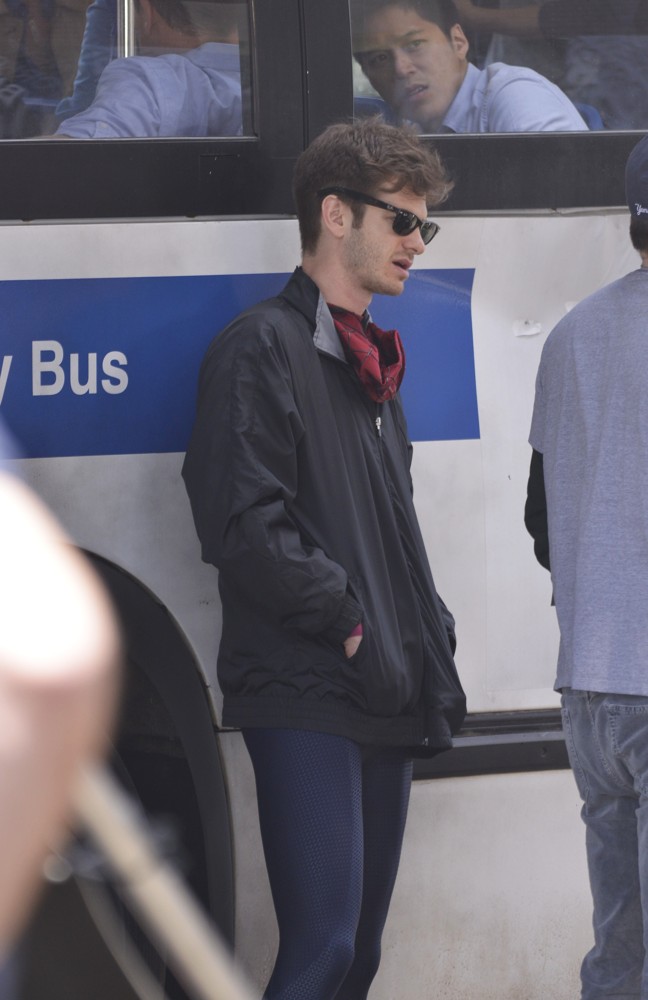 Andrew Garfield Gets into Character as He Films Scenes for The Amazing Spiderman 2