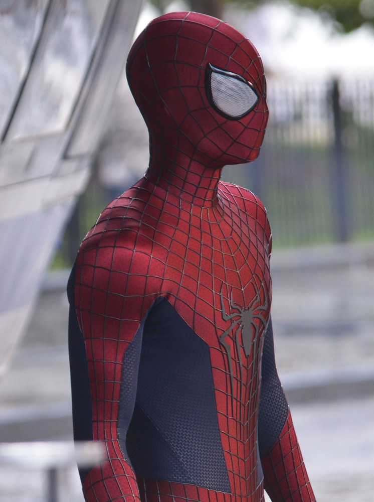Andrew Garfield;<br>Andrew Garfield Gets into Character as He Films Scenes for The Amazing Spiderman 2