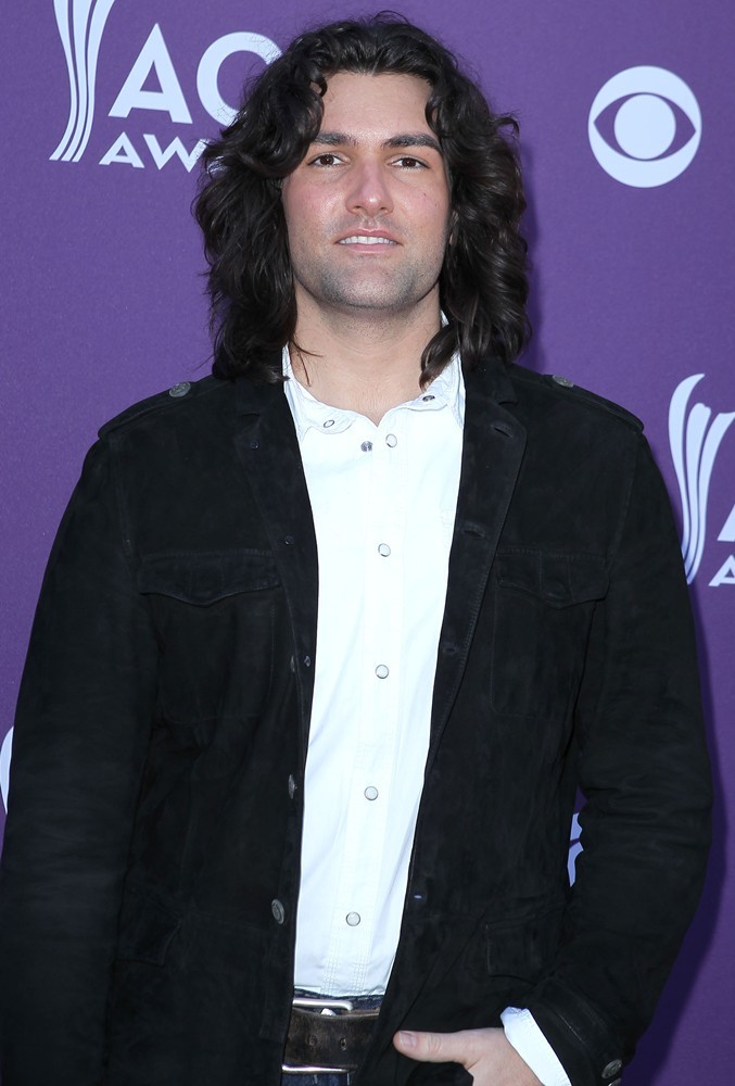Andy Gibson;<br>2012 ACM Awards - Arrivals