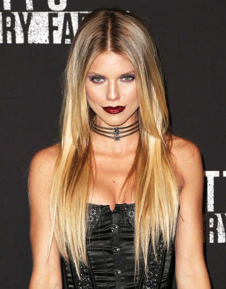 2016 Knott's Scary Farm Black Carpet Party - Arrivals