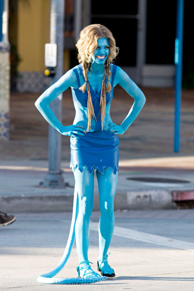AnnaLynne McCord;<br>AnnaLynne McCord Is Seen in An 'Avatar' Like Costume while Shooting '90210' in Westwood