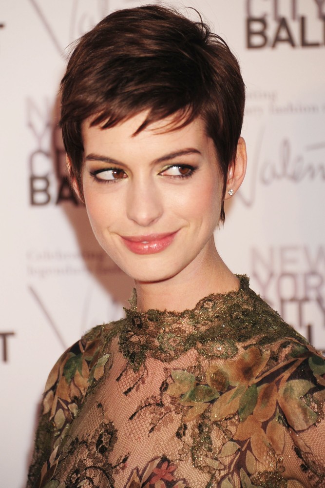 Anne Hathaway Picture 152 New York City Ballet Fall Gala 2012 Arrivals