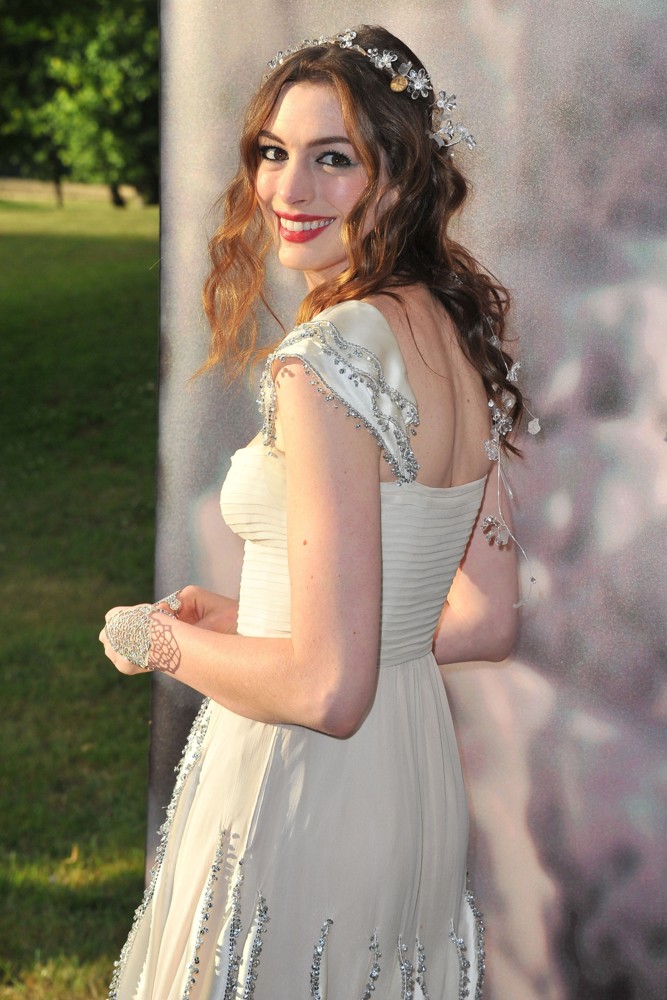 Anne Hathaway;<br>The White Fairy Tale Love Ball - Arrivals