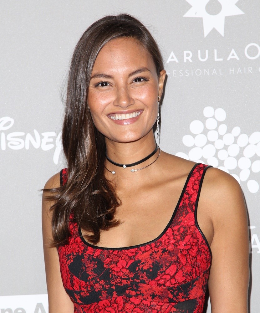 2015 Baby2Baby Gala - Arrivals